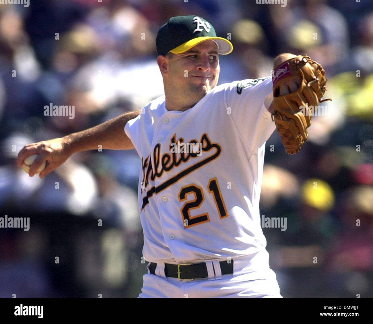 Corey Lee Rangers Texas rangers 2001 hi-res stock photography and images - Alamy