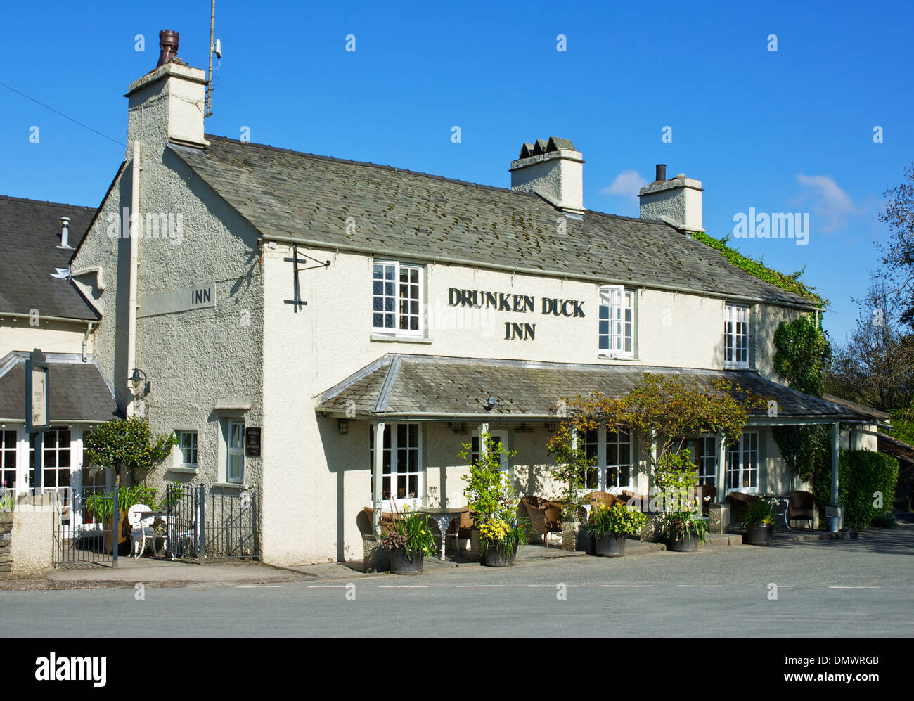 The Drunken Duck Inn Barngates Near Ambleside Lake District Stock Photo Alamy