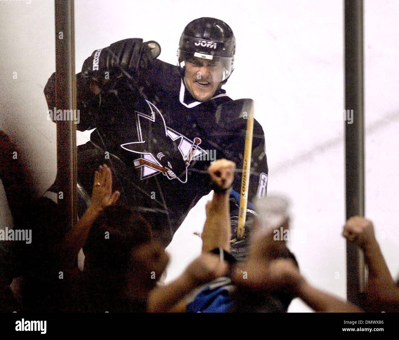 Photos: Teemu Selanne off the ice – Orange County Register