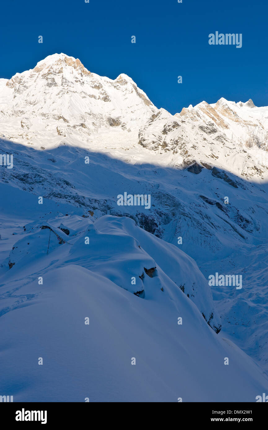 NEPAL HIMALAYA & THE ALPS 写真集 Soar Through the Himalayas With These 15 Breathtaking Photos of Nepal