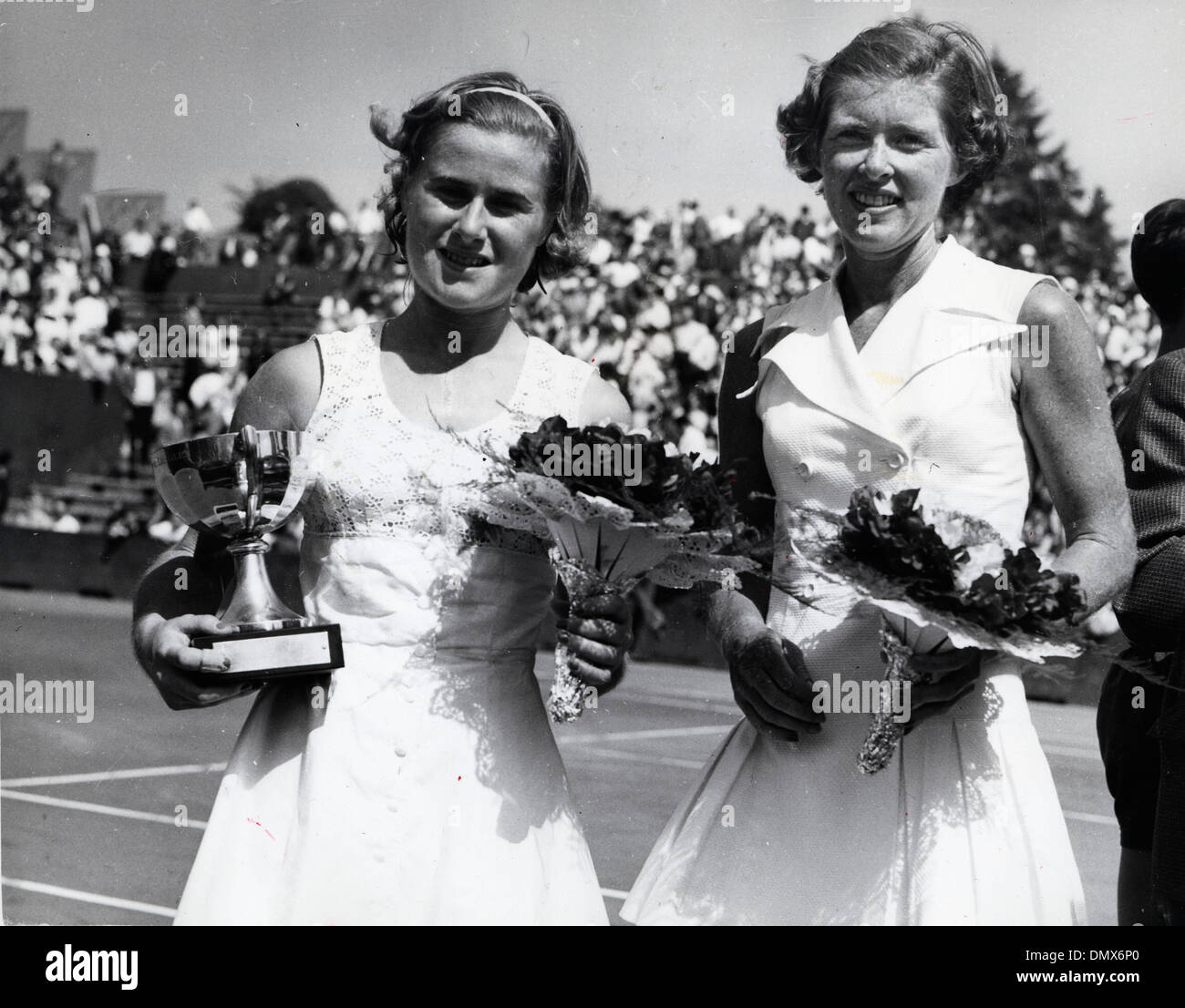 Dorpthy Knode June 3, 1957 - Paris, France - SHIRLEY BLOOMER beat Mrs. DOROTHY KNODE ...