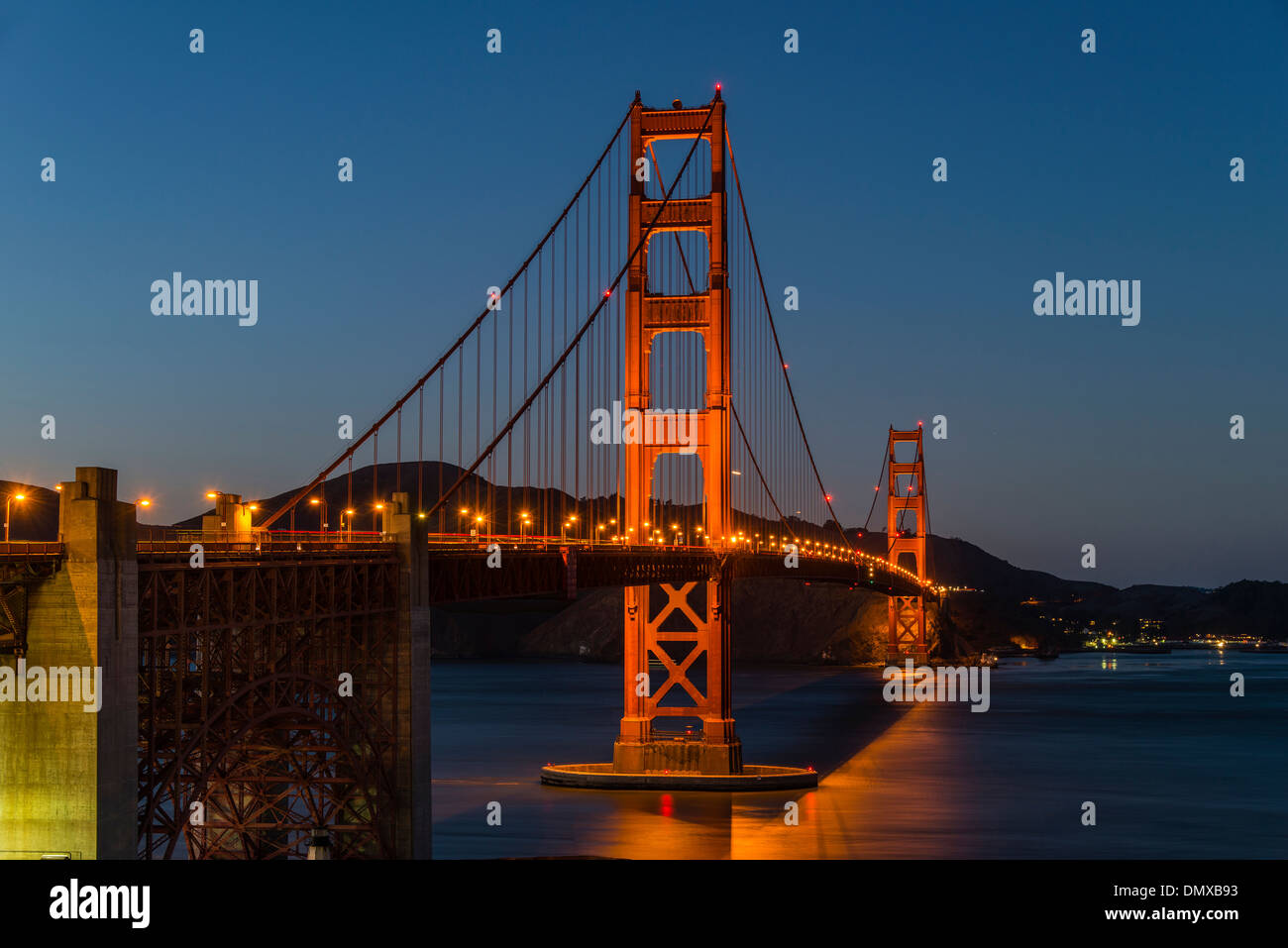 Night view of Golden Gate suspension bridge, San Francisco, California