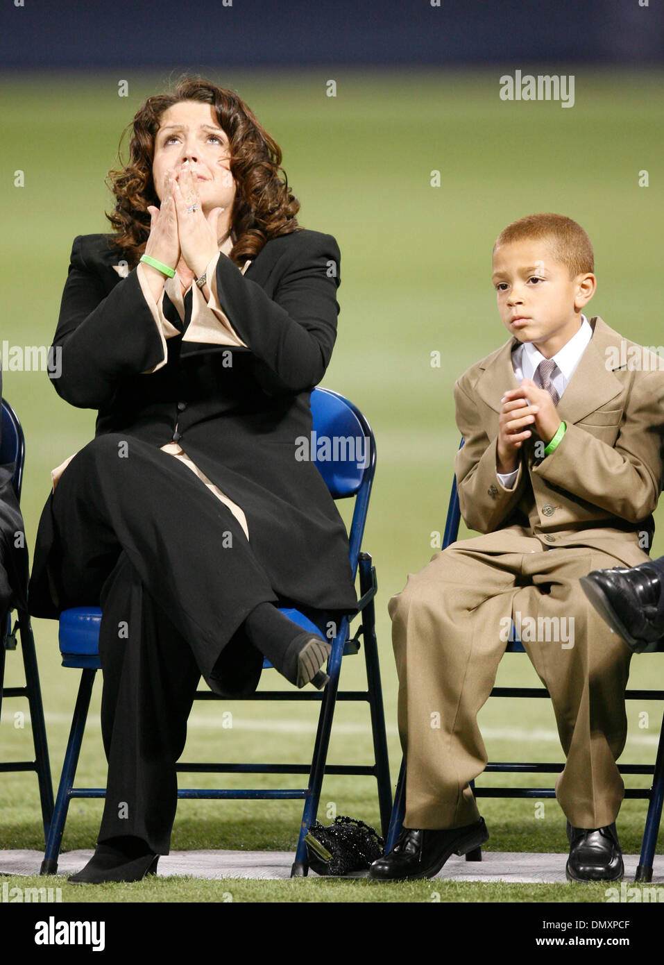 Mar 12, 2006; Minneapolis, MN, USA; Puckett Memorial Kirby Puckett's financee, Jodi Olson and