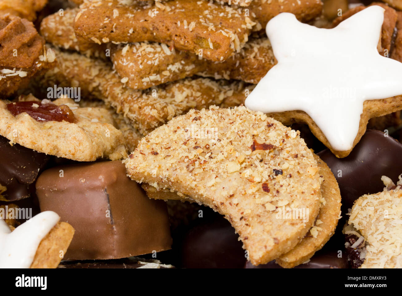 Fresh baked christmas cookies hires stock photography and images Alamy