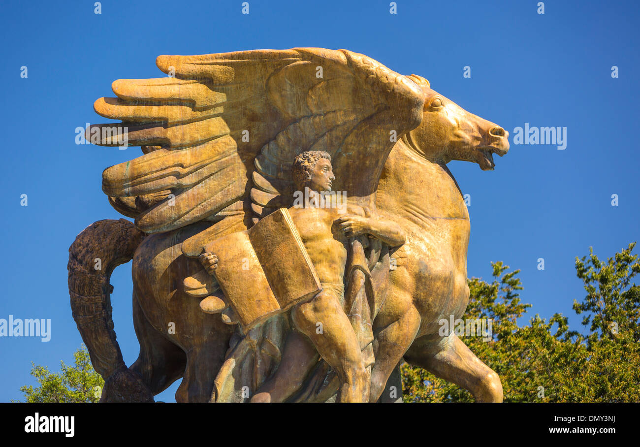 WASHINGTON, DC, USA Bronze sculpture "Aspiration and Literature" by sculptor James Earle