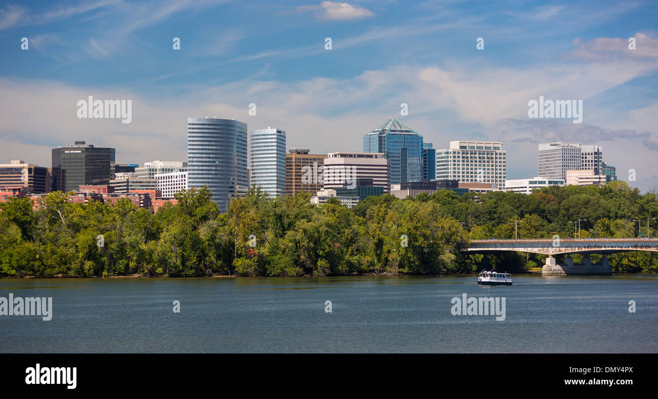 ROSSLYN, VIRGINIA, USA Rosslyn skyline and Potomac River, Arlington
