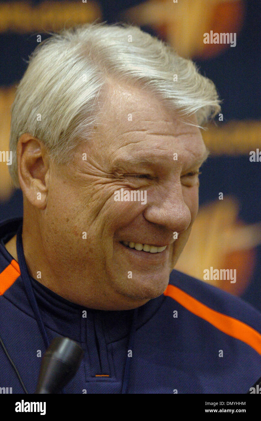 Don nelson warriors hi-res stock photography and images - Alamy