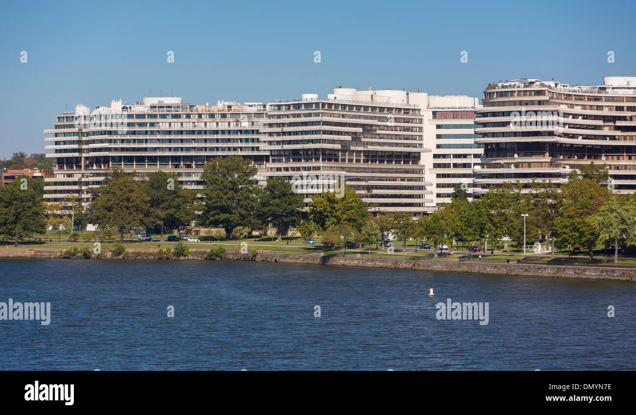 WASHINGTON, DC, USA Watergate building on Potomac River Stock Photo