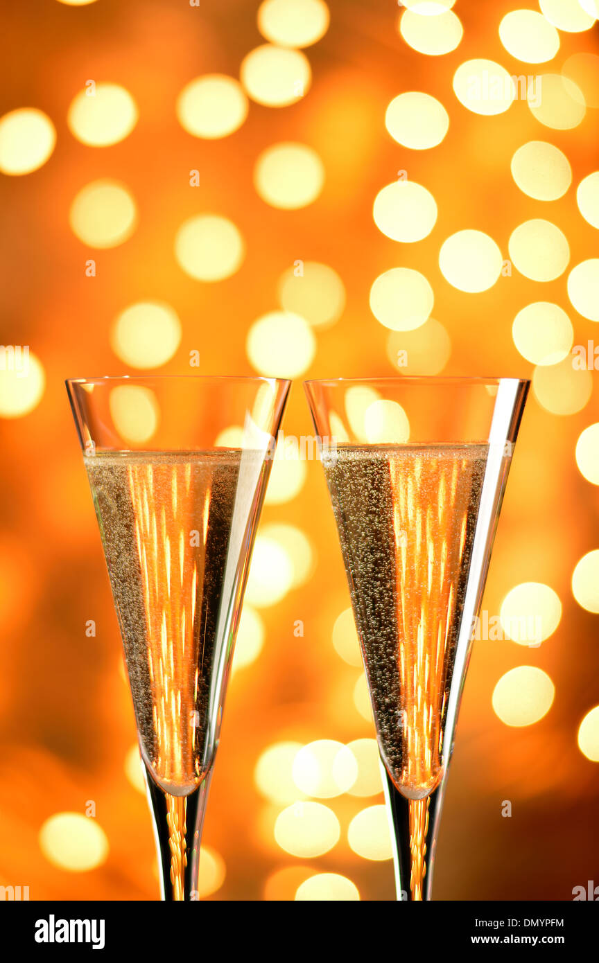 Close up of champagne glasses hi-res stock photography and images - Alamy