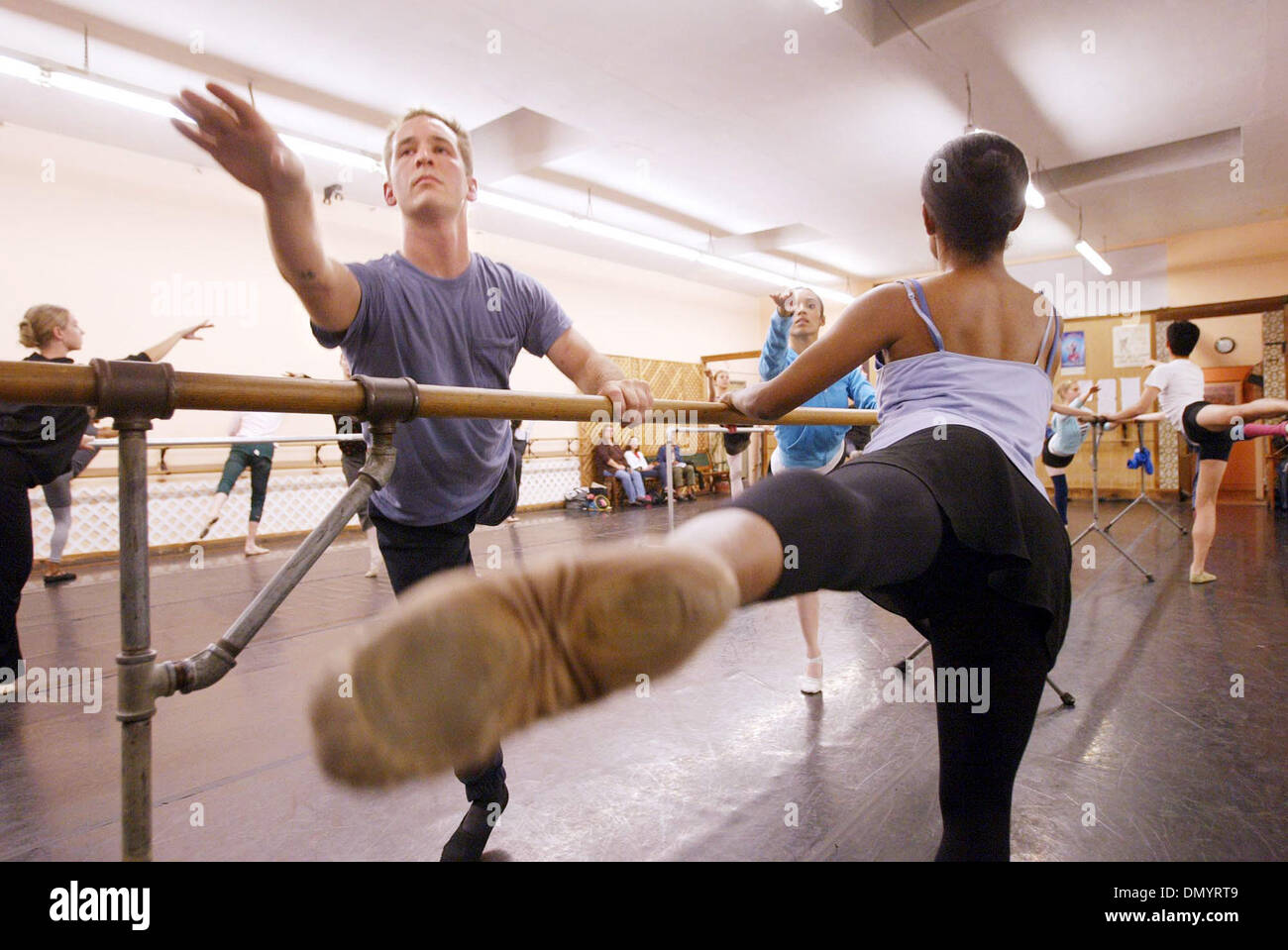 Nov 08, 2006; Hayward, CA, USA; Nutcracker Ballet dancers BEN BARNHART