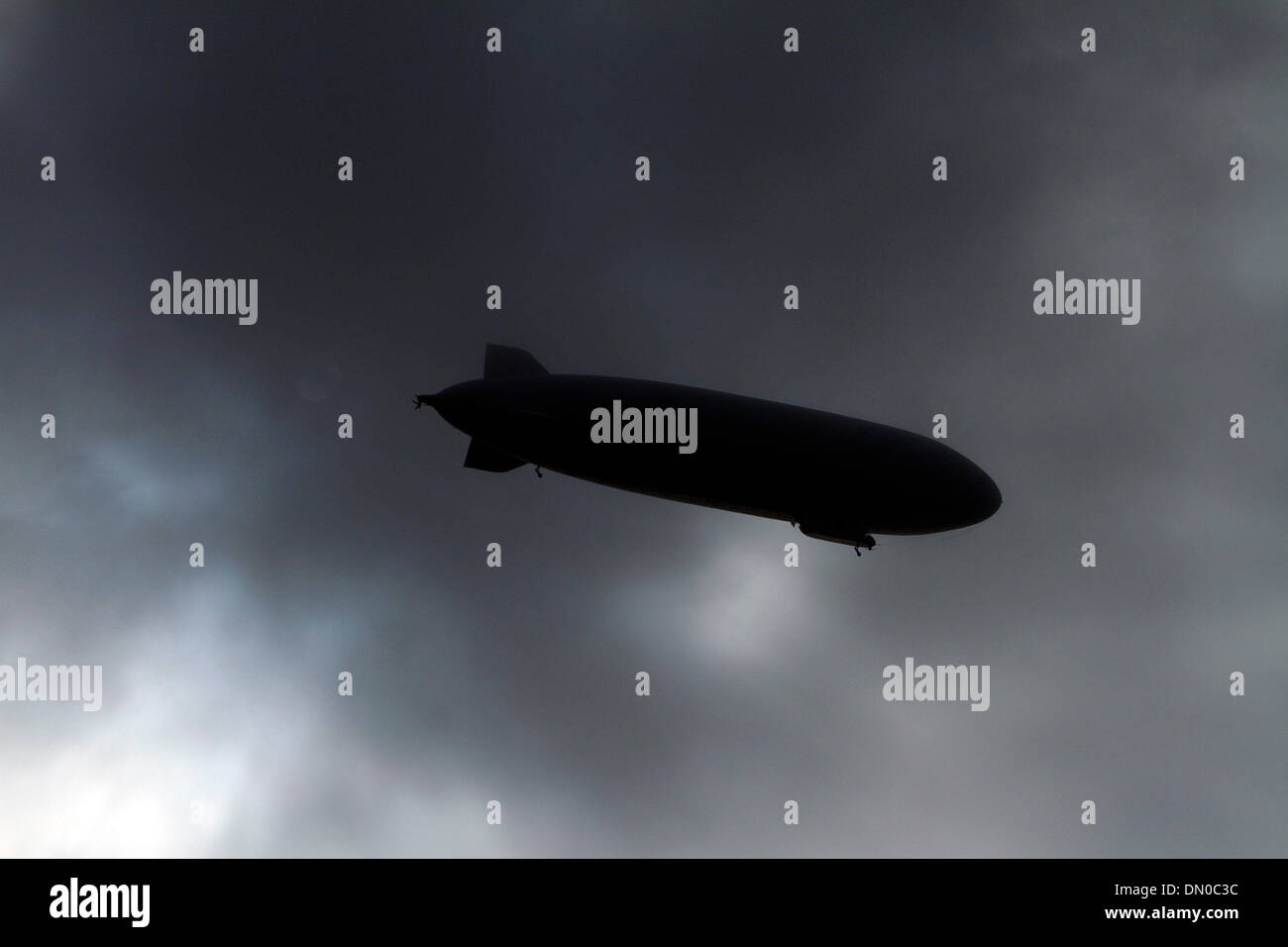 Farmers zeppelin hi-res stock photography and images - Alamy