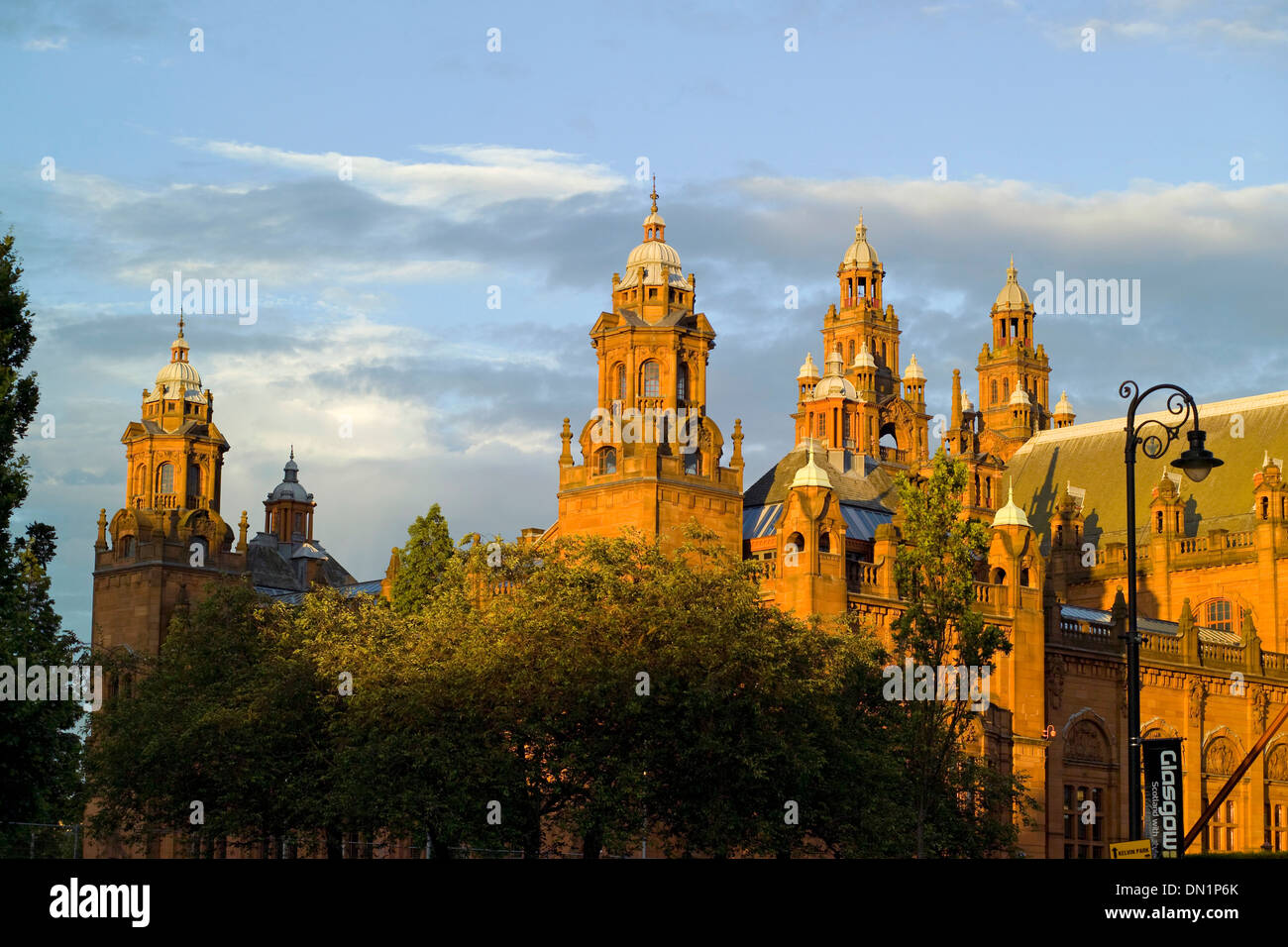 kelvingrove art gallery and museum glasgow Stock Photo - Alamy