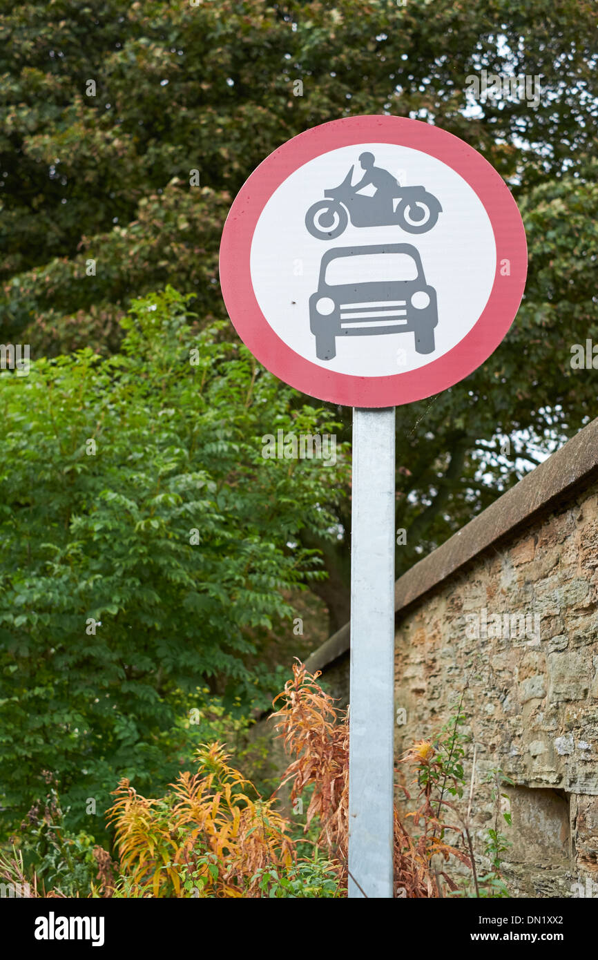 No Motor vehicles Signpost Stock Photo