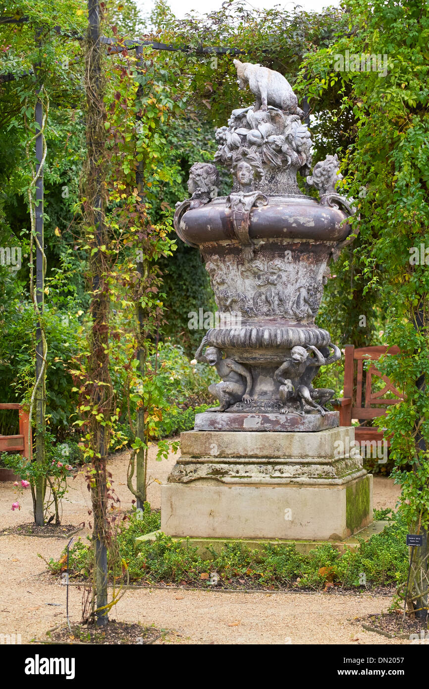 Sculptures at Alnwick Garden, Northumberland, England, UK Stock Photo