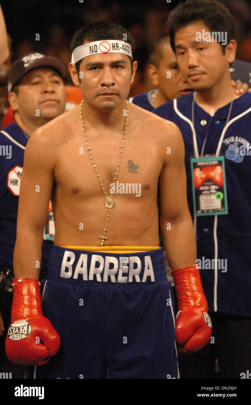 May 20, 2006; Los Angeles, CA, USA; BOXING: MARCO ANTONIO BARRERA narrowly defeats Rocky Juarez by split decision to retain his WBC super Featherweight title. In an unusual turn of events, the bout was initially declared a draw to the crowd in attendance and to The HBO Telecast audience. Upon closer inspection, however, it was determined that the original tally of the judges scorec Stock Photo