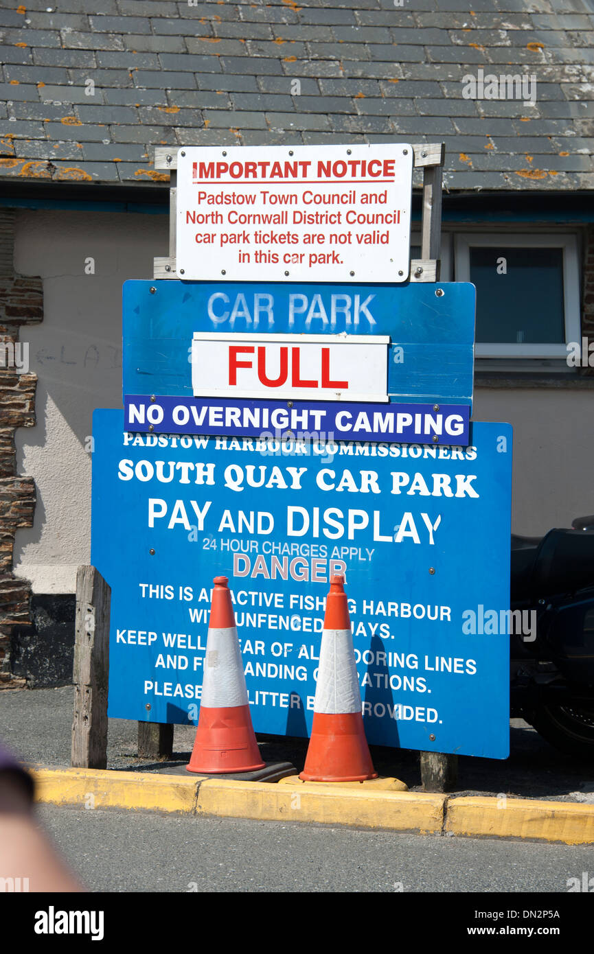 Padstow South Quay Car Park full Sign Cornwall Stock Photo Alamy