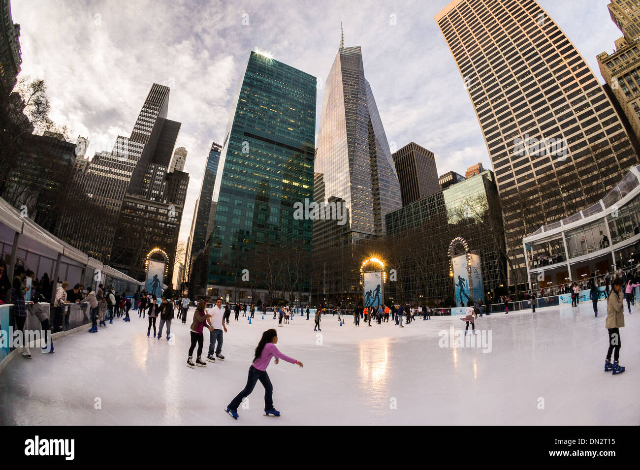 The Rink is the centerpiece of Bank of America Winter Village at Bryant Park Stock Photo