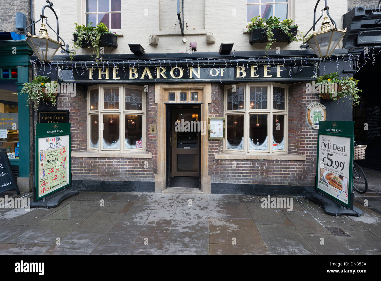 The baron of beef pub hires stock photography and images Alamy