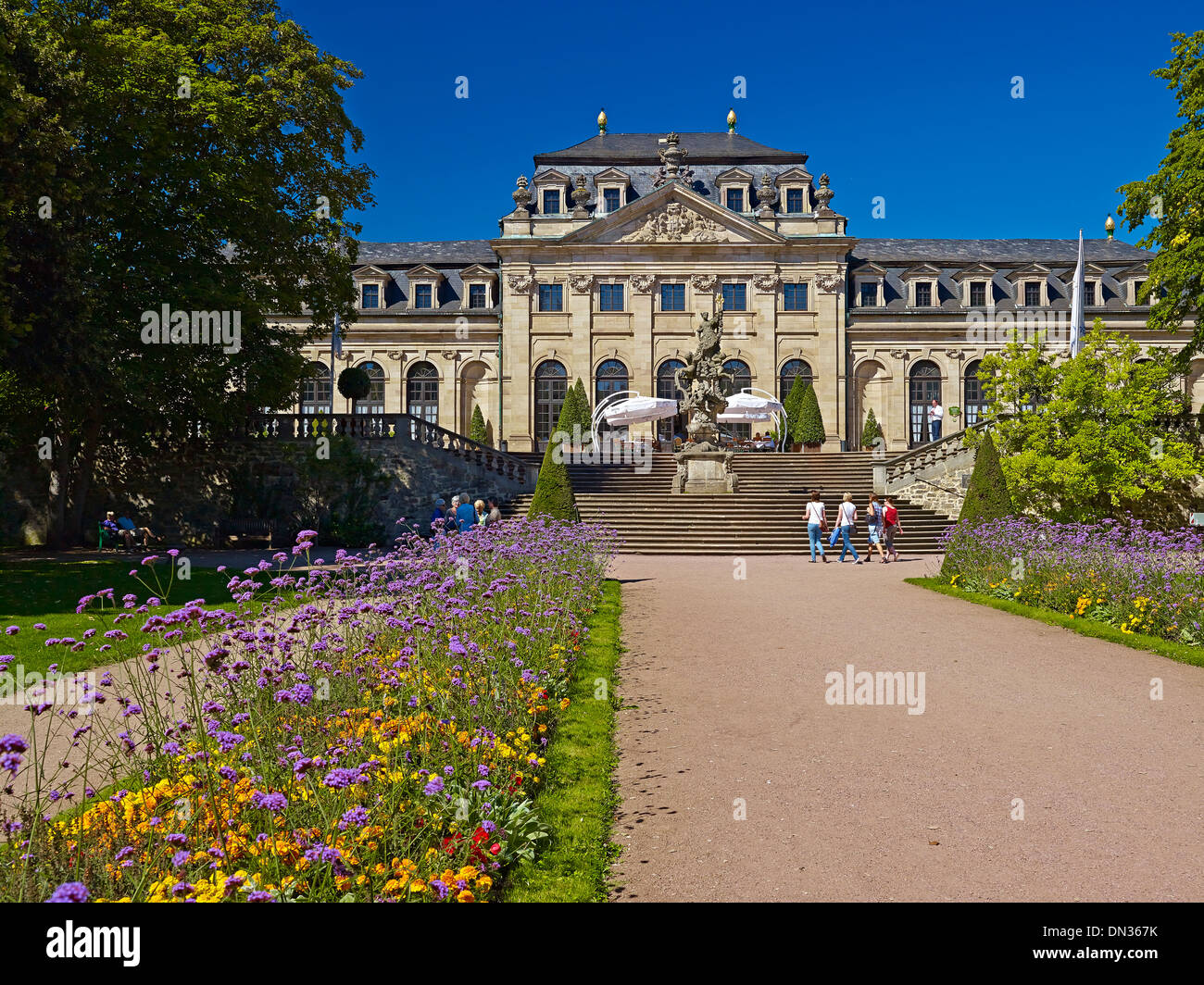 39+ Fulda Garten, Ein atmosphärischer garten an der südseite des