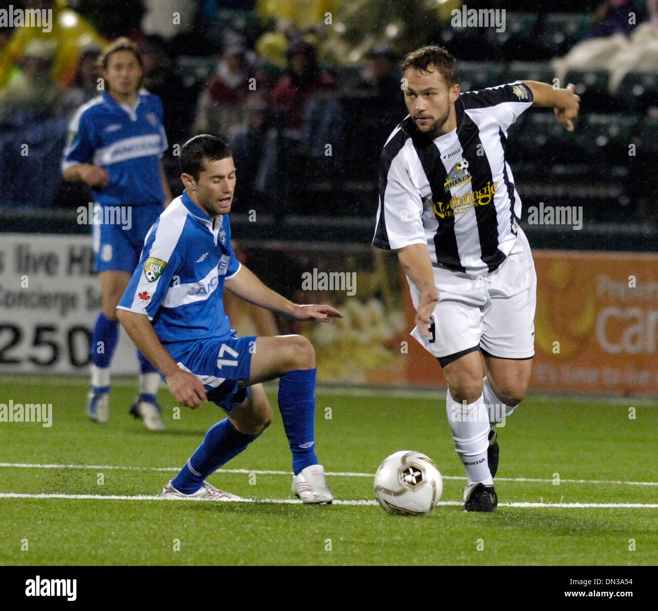 September 30, 2006 Joey Gjertsen of Vancouver (17) and Greg Howes (9