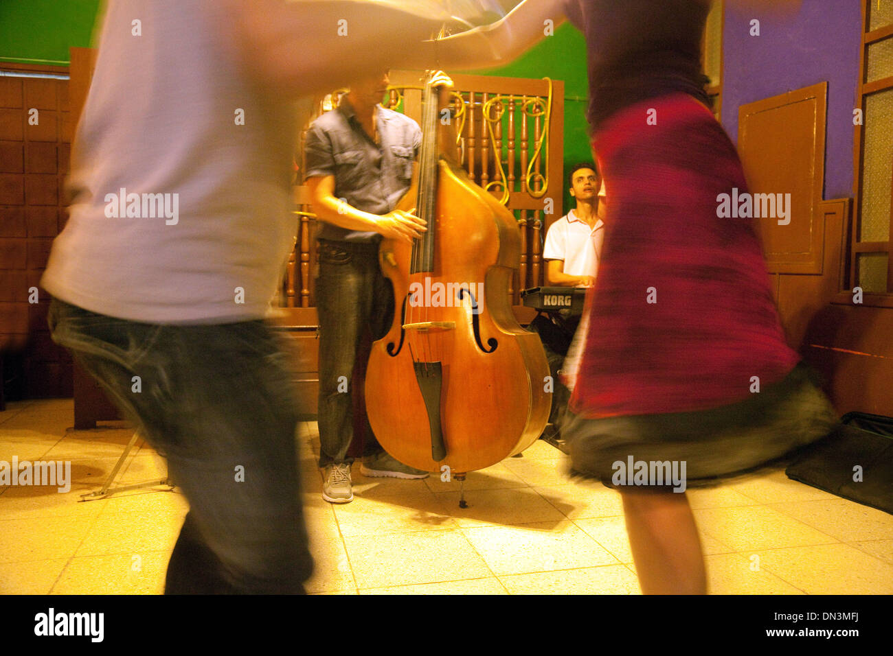 People salsa dancing in a bar late at night, Cafe Paris, Havana, Cuba, Caribbean, Latin America Stock Photo