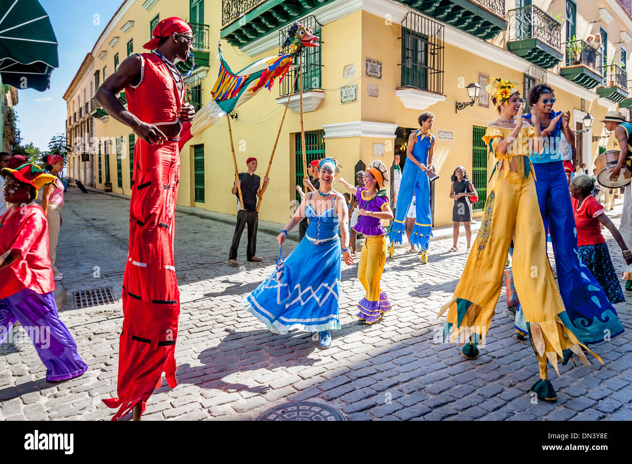 Street Entertainers Dancing On Stilts, Old Havana, Havana, Cuba Stock Photo  - Alamy
