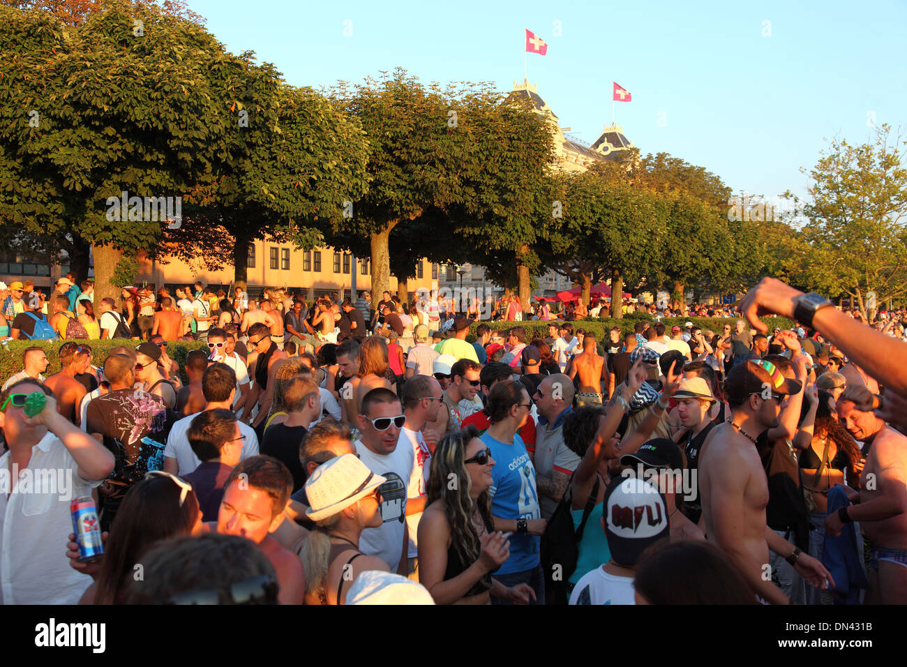 Street parade zurich hi-res stock photography and images - Alamy