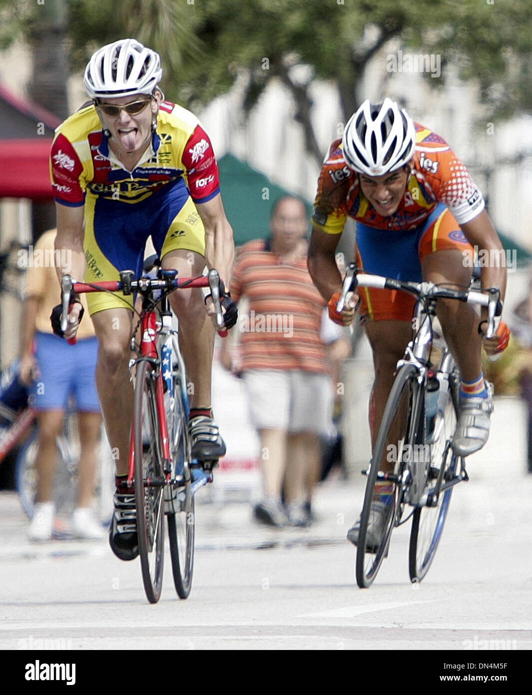 Sep 30, 2006; Lake Worth, FL, USA;  Bicycle Show & Shine Downtown Lake Worth took place this afternoon in Lake Worth, Saturday, September 30, 2006. Victor Alber (left), riding for Bill Bone Bicyclery edged out second place finisher Miguel Hernandez (right), riding for l.aser-es in this afternoon's Men's Category 5 race. Mandatory Credit: Photo by Thomas Cordy/Palm Beach Post/ZUMA P Stock Photo