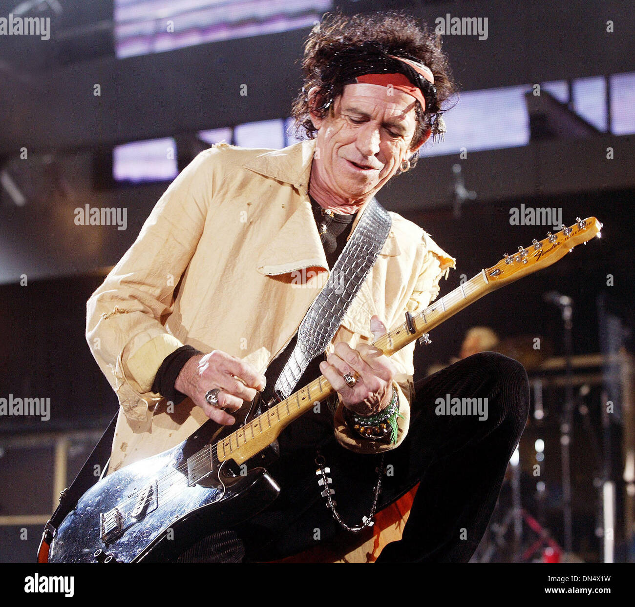 Nov 06, 2006; Oakland, CA, USA; KEITH RICHARDS, lead guitarist with the