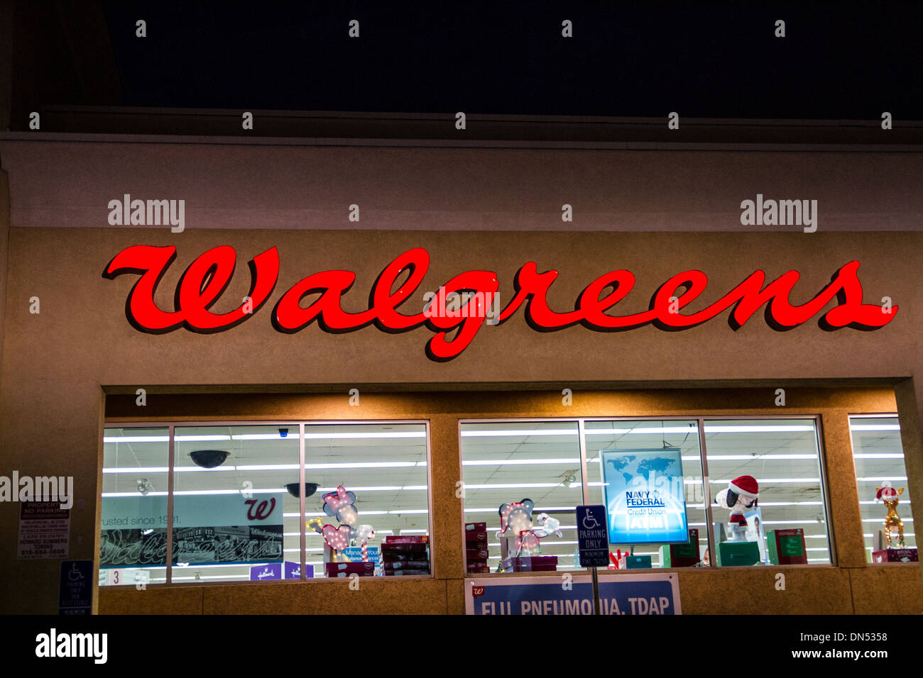 Walgreens drug store in Northridge California Stock Photo