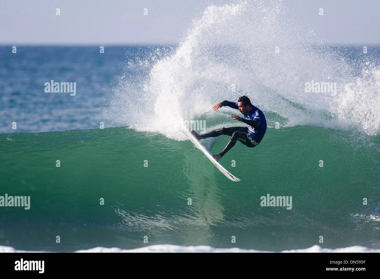 World champion andy irons hawaii hi-res stock photography and images ...