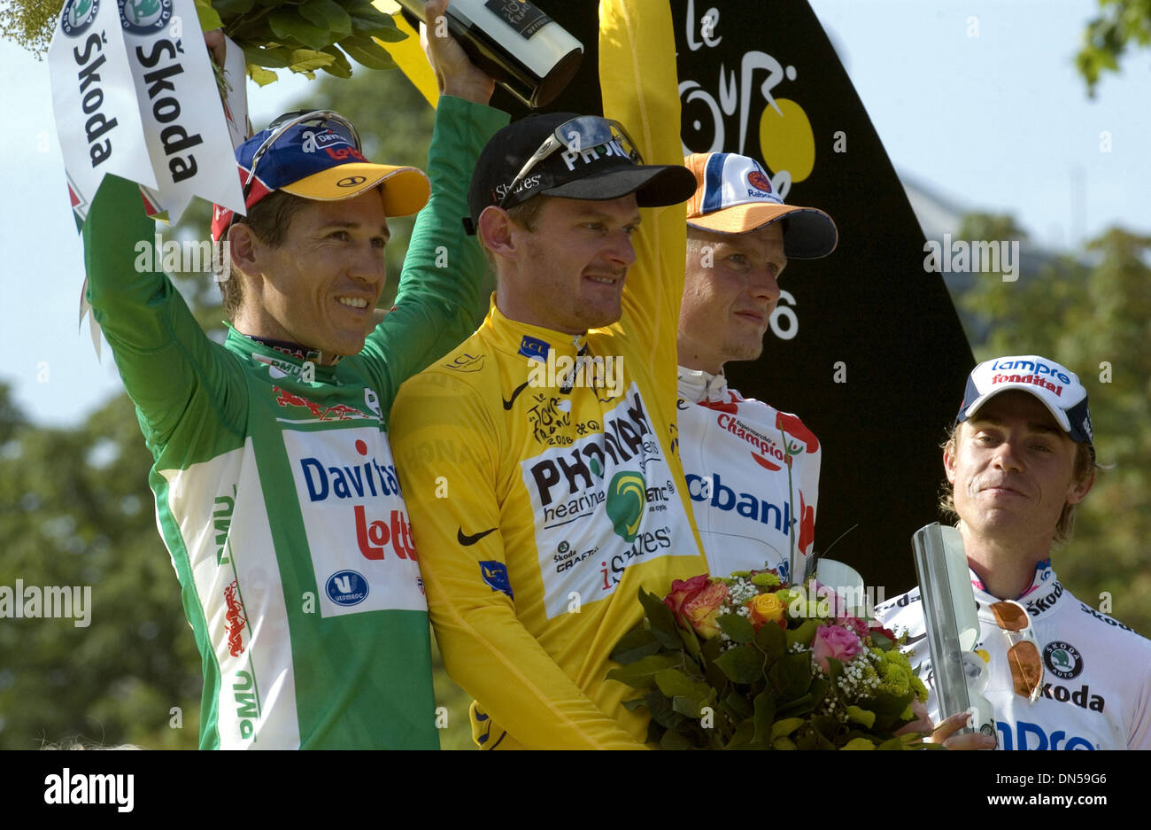 Floyd Rasmussen Michael rasmussen yellow hi-res stock photography and images - Alamy