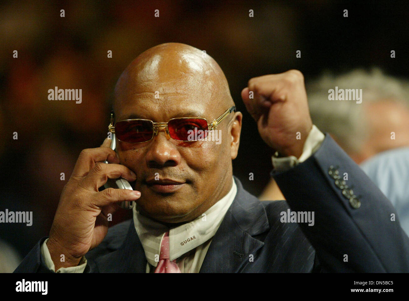 Aug 18, 2006; Dallas, TX, USA; Evander Holyfield defeats Jeremy Bates ...