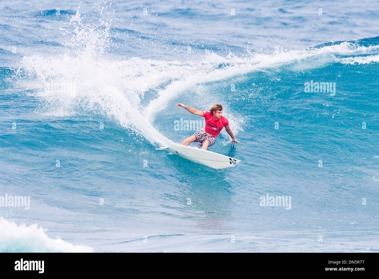 Hawaii vans triple crown surfing hi-res stock photography and images - Alamy