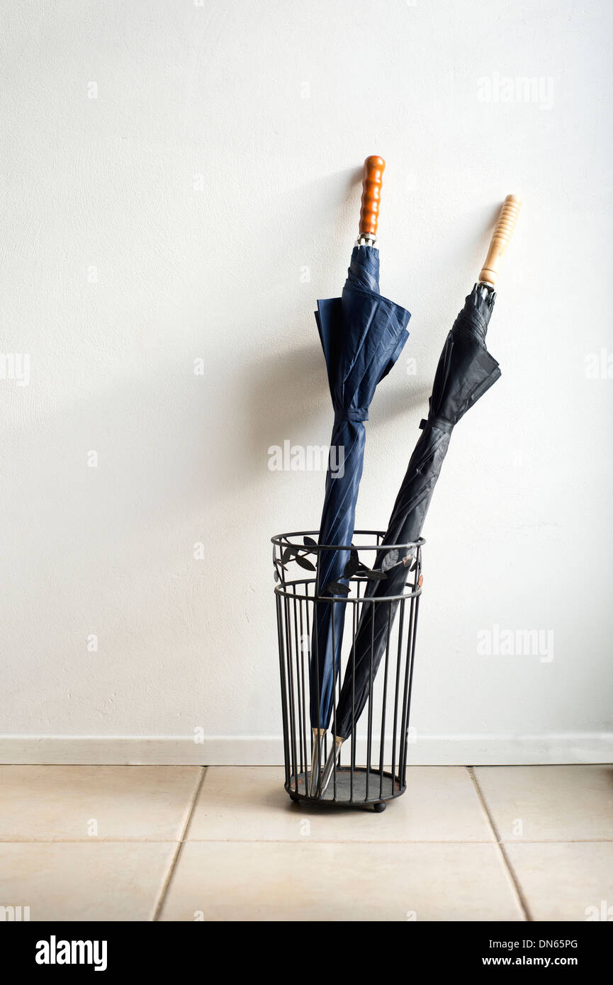 Umbrella stand hires stock photography and images Alamy