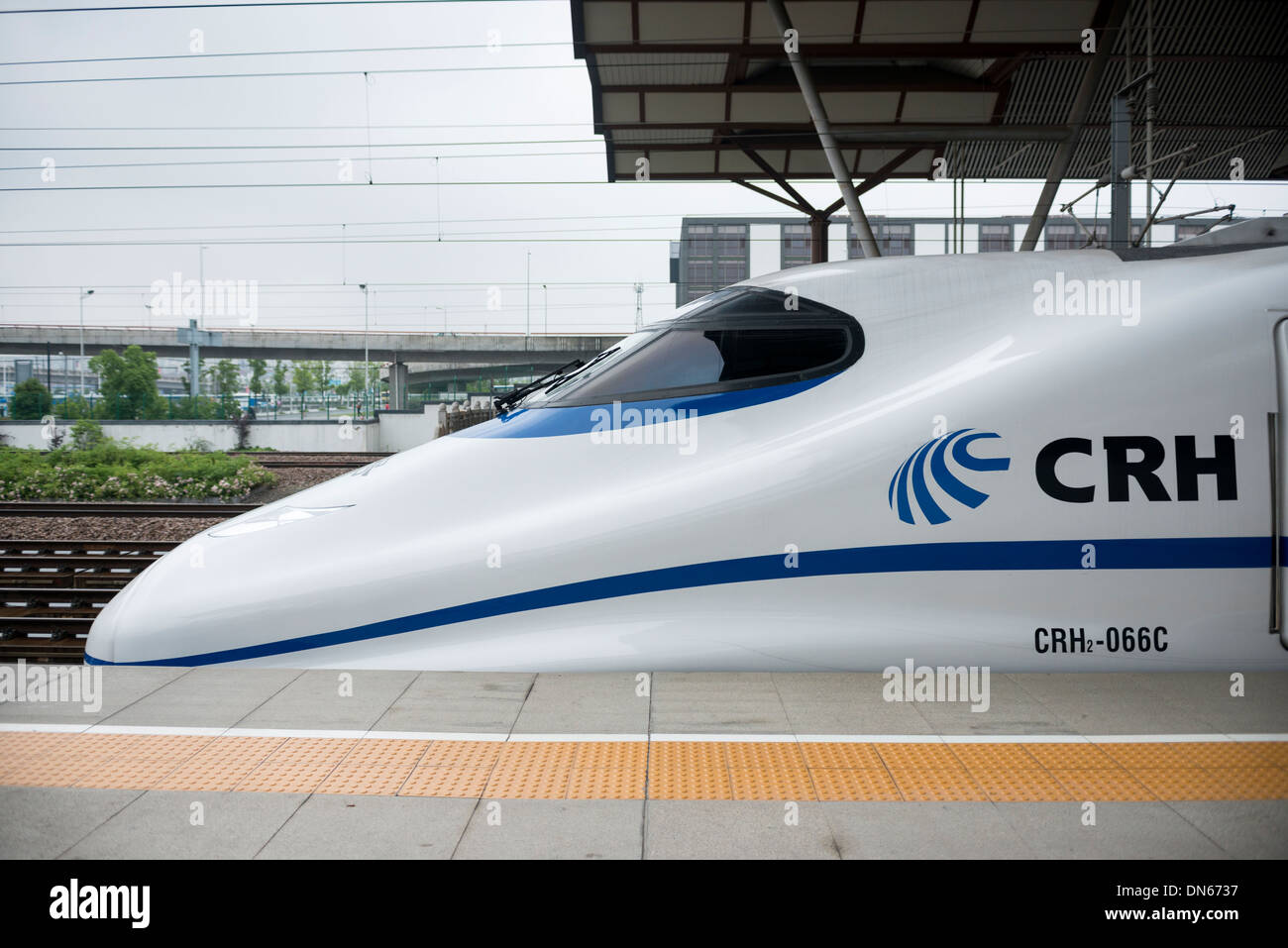 High Speed Train CRH2 modeled after the Japanese shinkansen in China Stock Photo