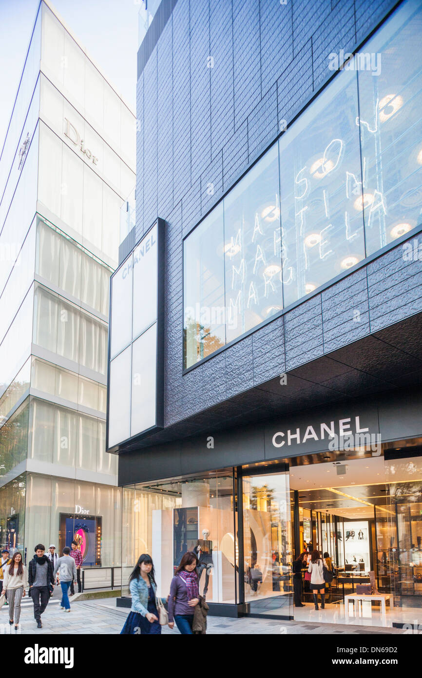 Japan, Honshu, Kanto, Tokyo, Omotesando, Chanel Store Stock Photo - Alamy