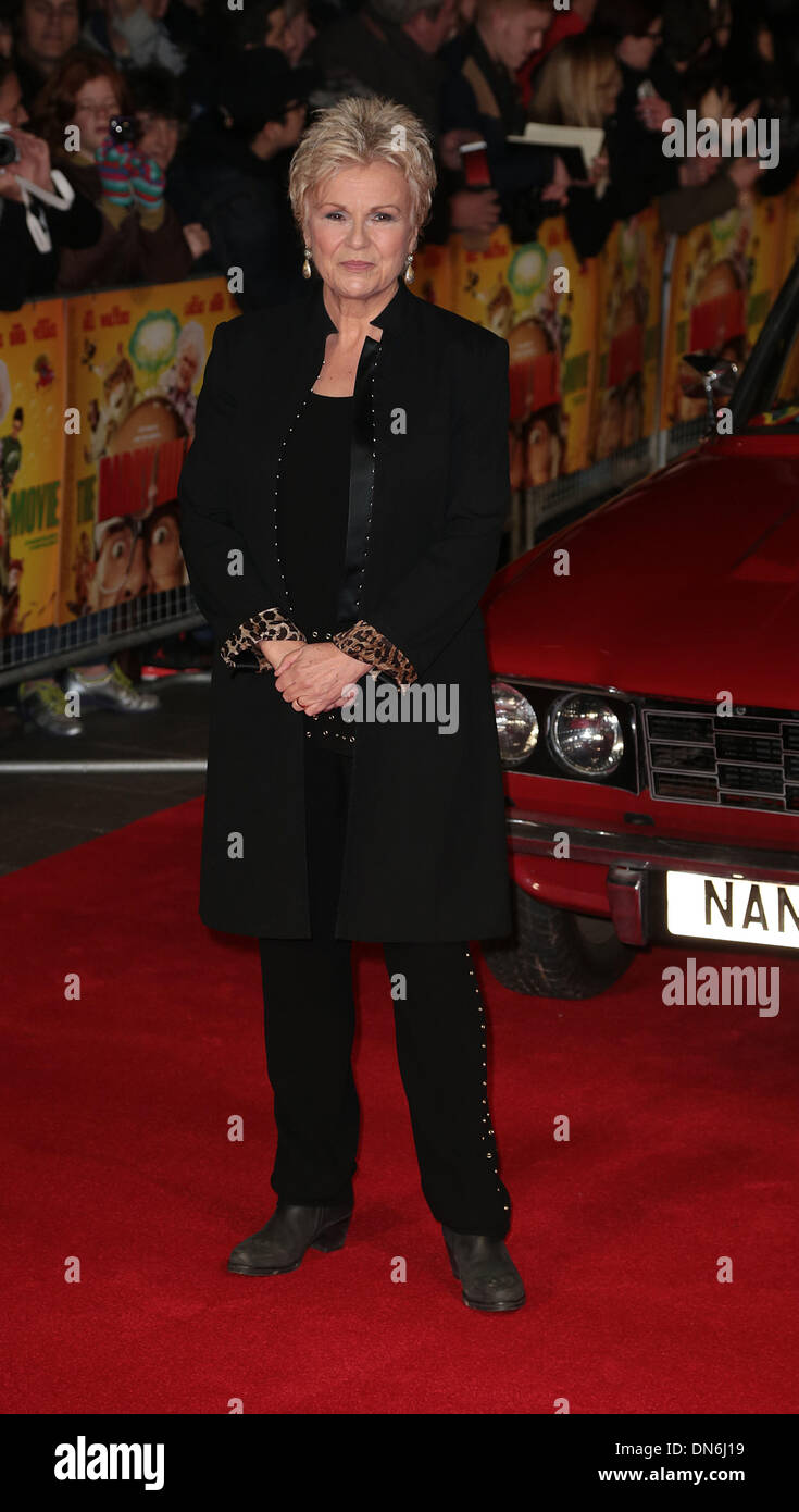 London, UK, 19th Dec, 2013. Julie Walters arrives at Vue, West End for the World Premiere of Harry Hill: The Movie Photo: MRP/Alamy Live News Stock Photo