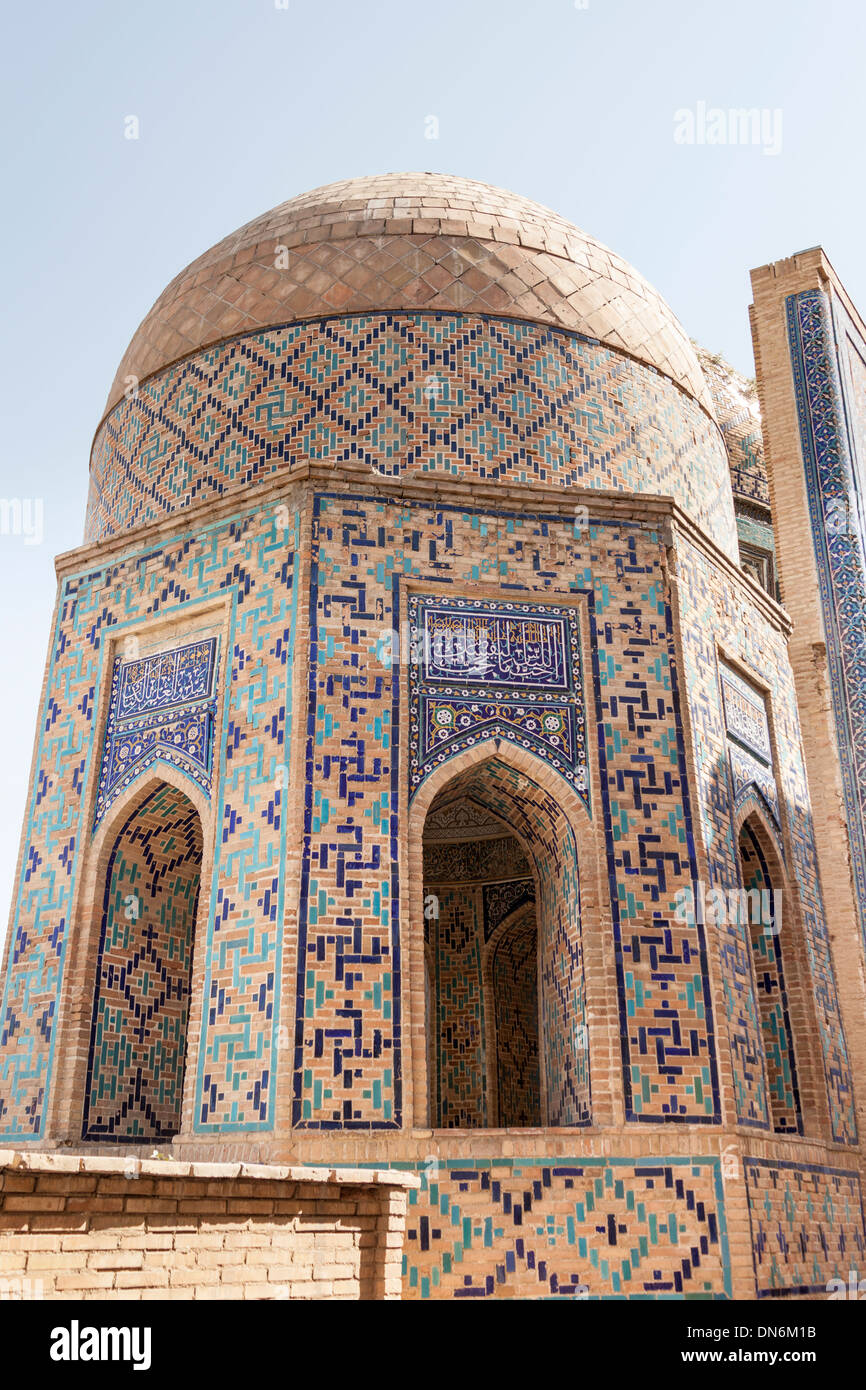 The Octagonal Mausoleum, Shah-i-Zinda, also known as Shah I Zinda and Shah-i Zinda, Samarkand, Uzbekistan Stock Photo
