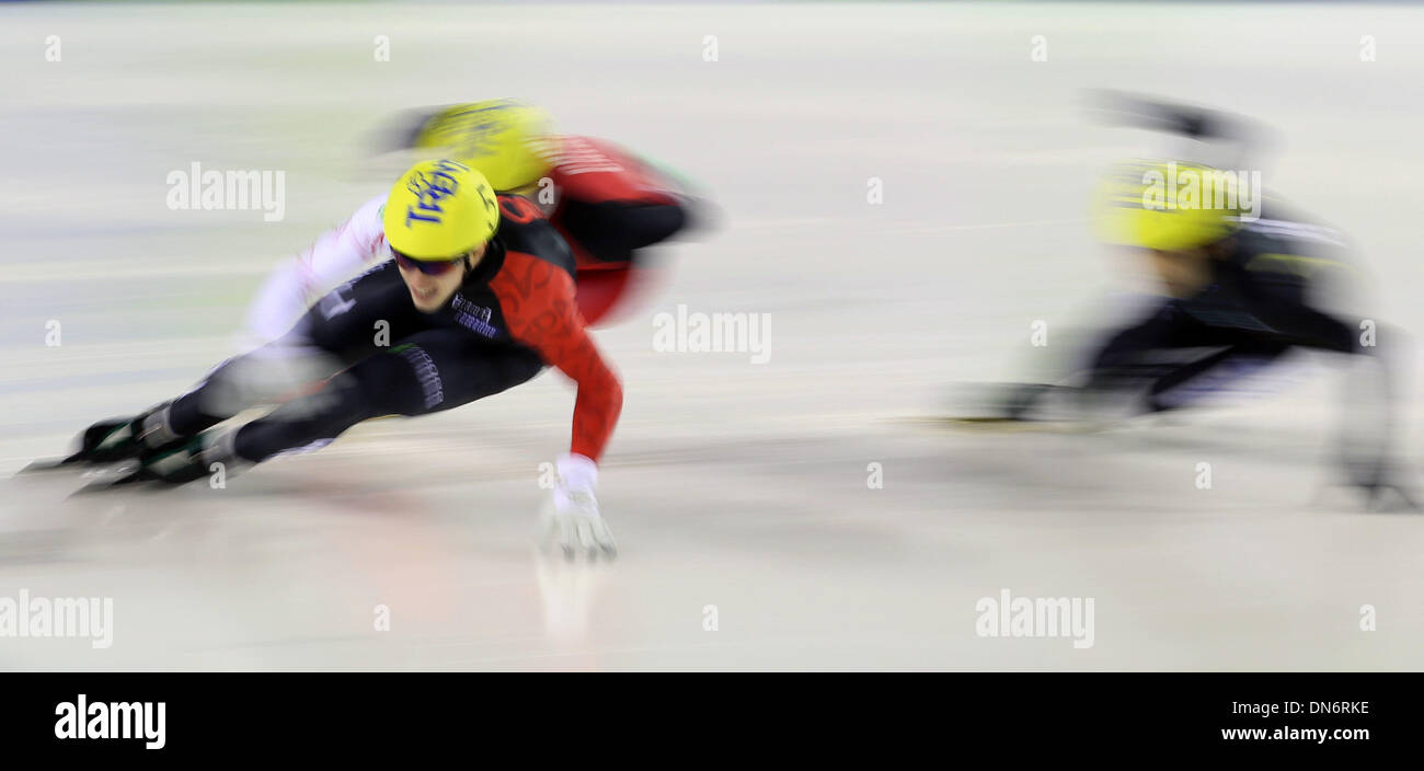 Trentino, Italy. 19th Dec, 2013. Canada's Patrick Robert Pippy Duffy (Front) competes during the men's short track 500m final at the 26th Winter Universiade in Trentino, Italy, Dec. 19, 2013. Credit:  Bai Xuefei/Xinhua/Alamy Live News Stock Photo