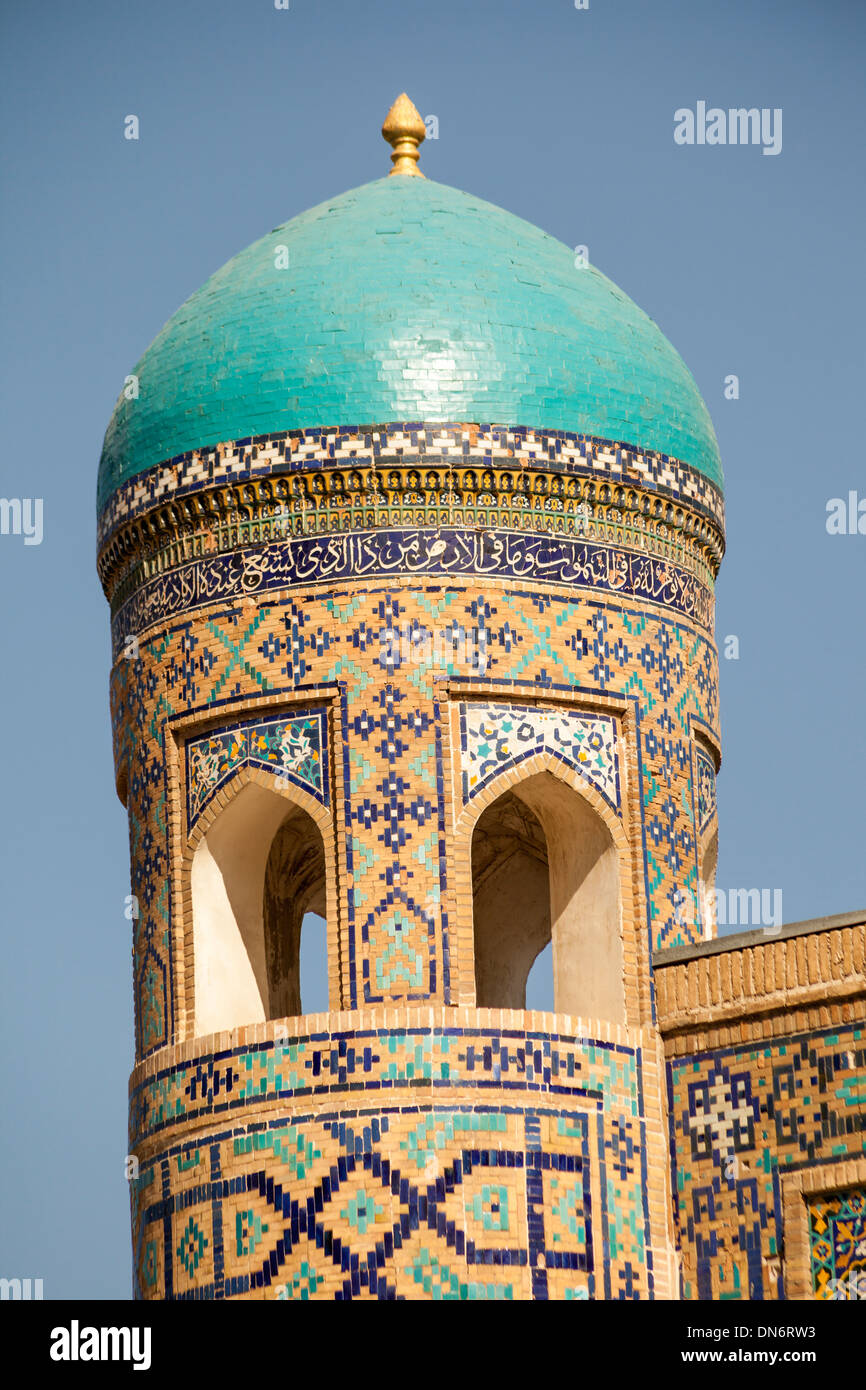 Top of a minaret, Tilla Kari Madrasah, also known as Tillya Kari Madrasah, Registan Square, Samarkand, Uzbekistan Stock Photo