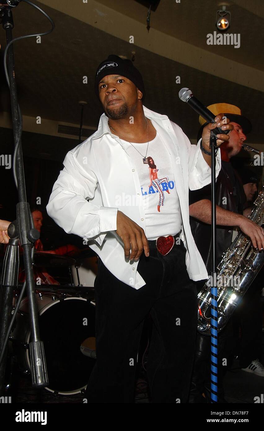 Mar. 23, 2002 - Hollywood, CA, USA - K24536AG: KELLY PERINE CELEBRATED