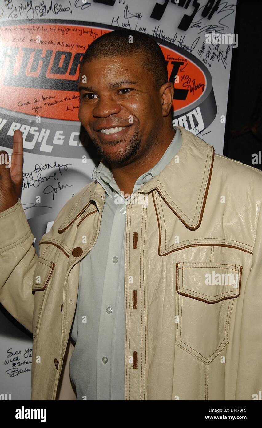 Mar. 23, 2002 - Hollywood, CA, USA - K24536AG: KELLY PERINE CELEBRATED