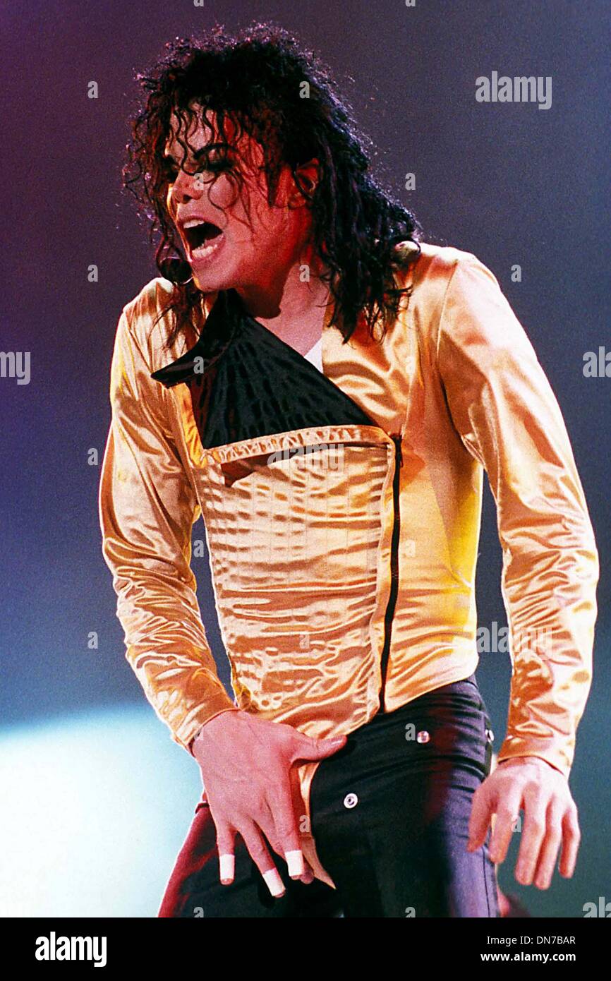 Dec. 17, 1992 I1236UPPA.MICHAEL JACKSON'S TOKYO EIGHT CONCERT TOUR