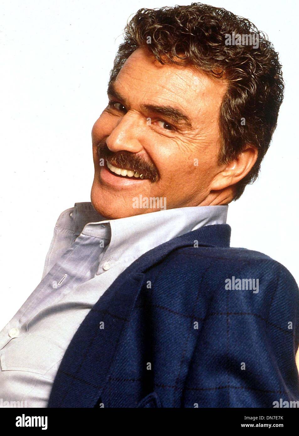 Nov. 5, 2002 - A10537.''COP AND A HALF'' .BURT REYNOLDS.SUPPLIED BY