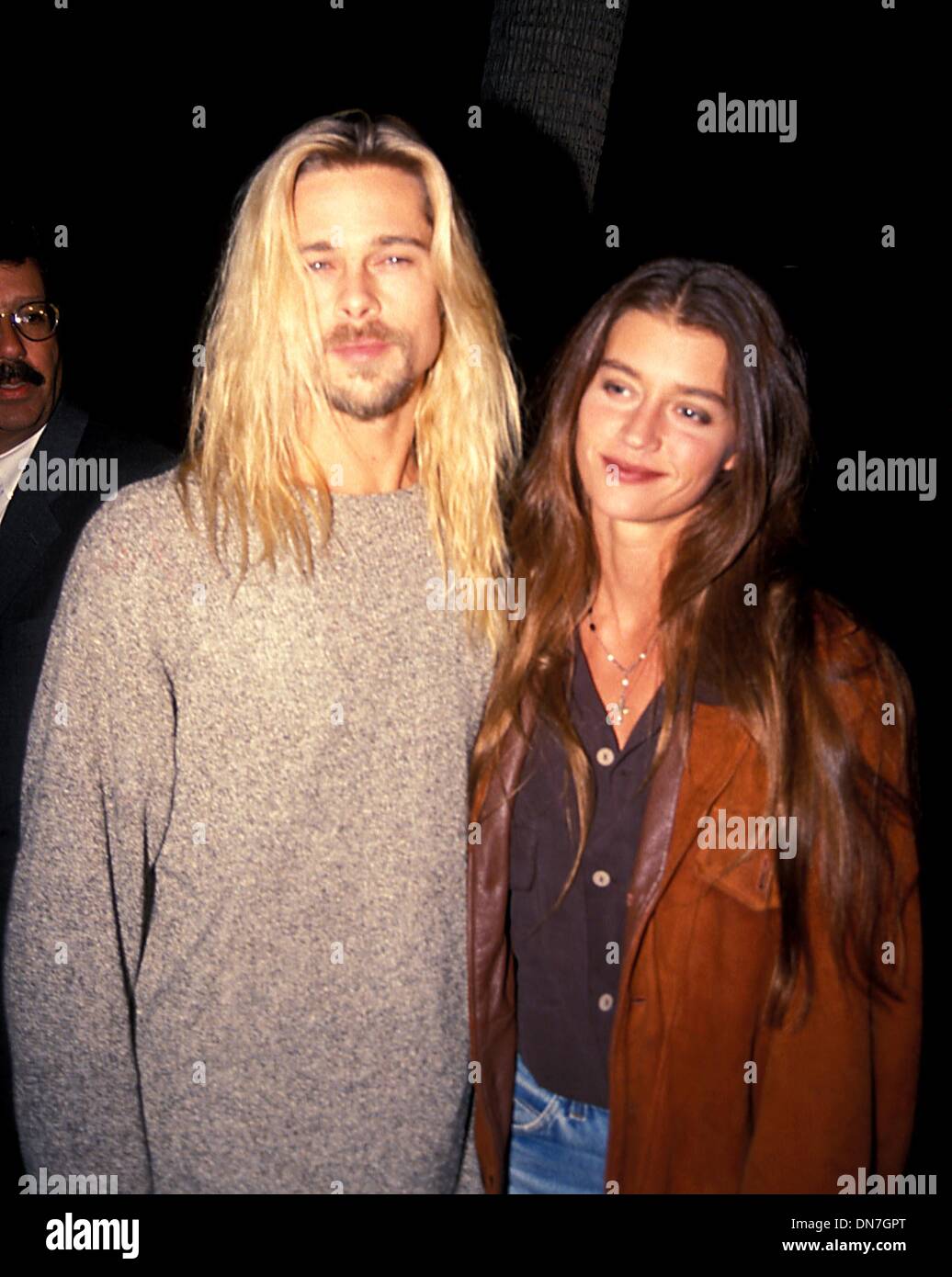 Nov. 30, 1994 - LEGENDS OF THE FALL PREMIERE  11-30-1994.BRAD PITT JITKA POHLEDEK. MARVIN/MICHELSON/(Credit Image: © Globe Photos/ZUMAPRESS.com) Stock Photo