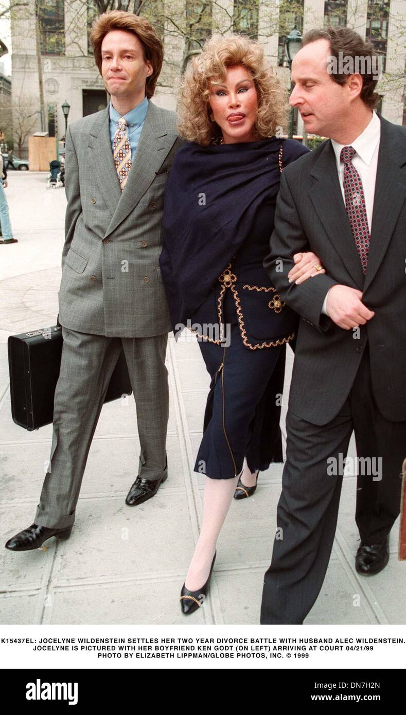 Apr. 21, 1999 - K15437EL    04/21/99.JOCELYNE WILDENSTEIN SETTLES HER TWO YEAR DIVORCE BATTLE WITH HUSBAND ALEC WILDENSTEIN..JOCELYNE IS PICTURED WITH HER BOYFRIEND KEN GODT (ON LEFT) ARRIVING AT COURT.. ELIZABETH LIPPMAN/   1999(Credit Image: © Globe Photos/ZUMAPRESS.com) Stock Photo