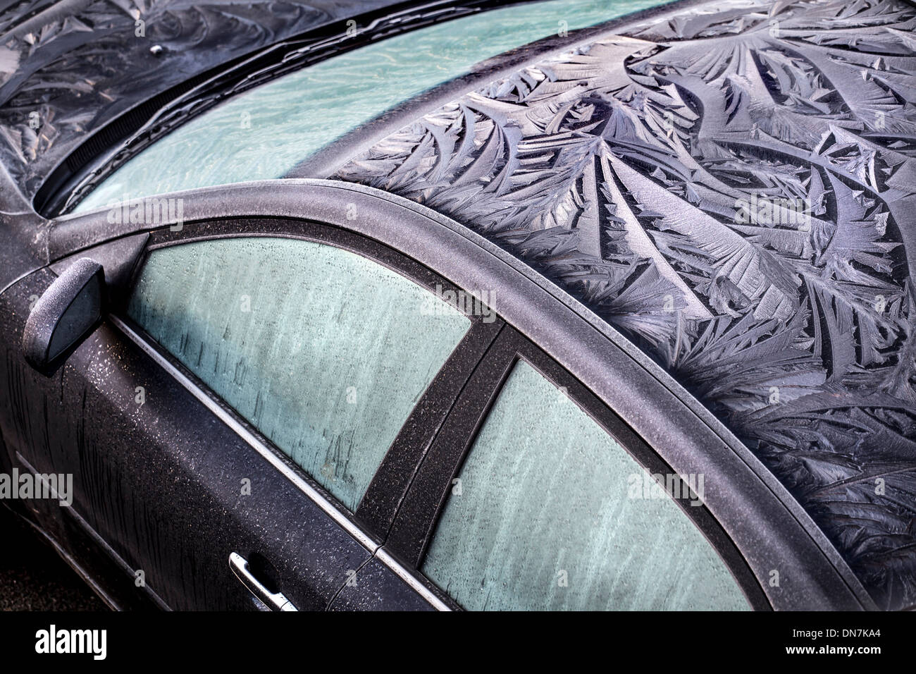 Frost on windows hi-res stock photography and images - Alamy