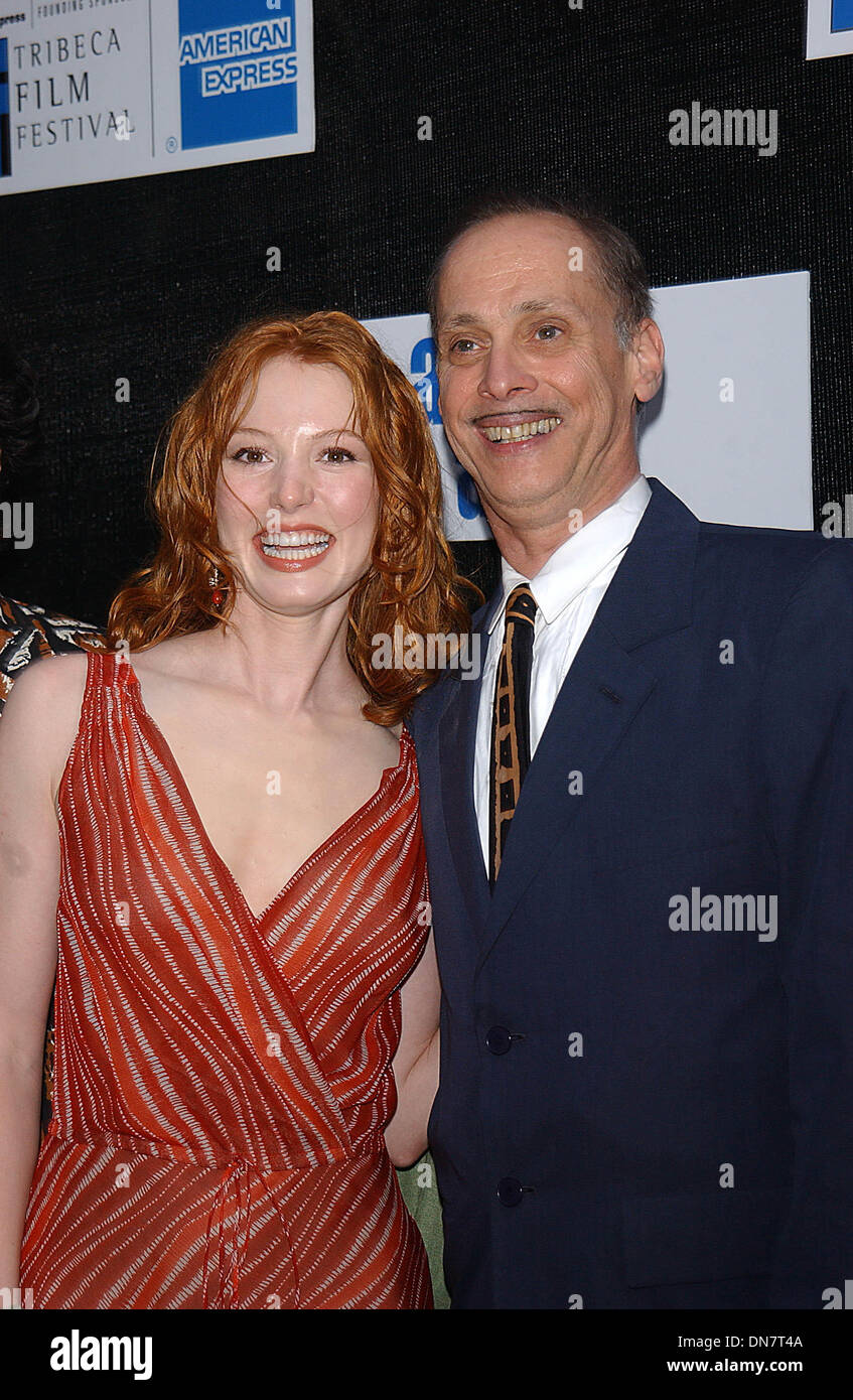 May 8, 2002 - K24981AR: ''ABOUT A BOY '' SCREENING AT THE FIRST ANNUAL TRIBECA FILM FESTIVAL IN NEW YORK CITY 05/08/02. ANDREA RENAULT/   2002.ALICIA WITT AND JOHN WATERS(Credit Image: © Globe Photos/ZUMAPRESS.com) Stock Photo