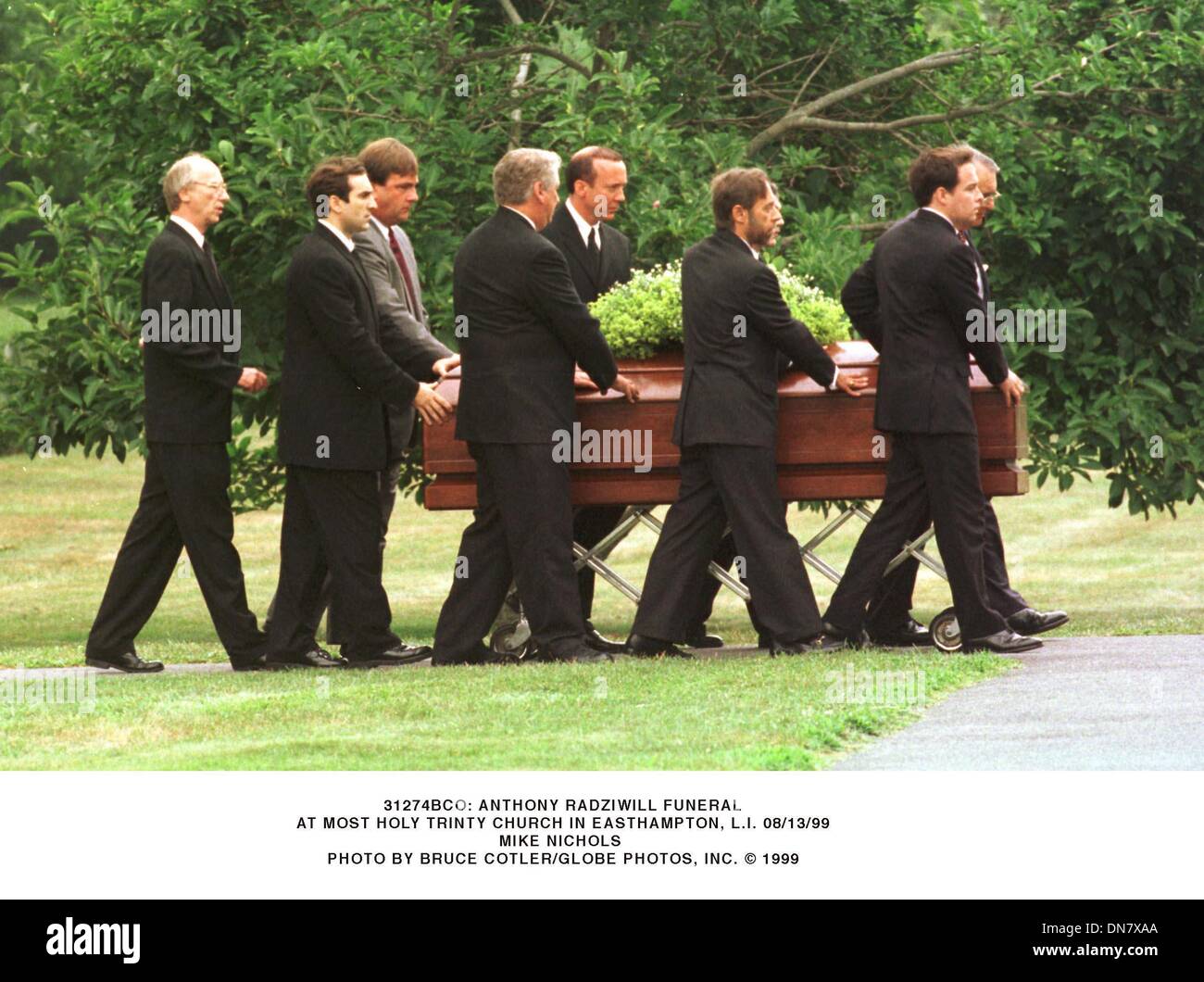 Aug. 13, 1999 - 31274BCO.ANTHONY RADZIWILL FUNERAL SERVICE MOST HOLY ...